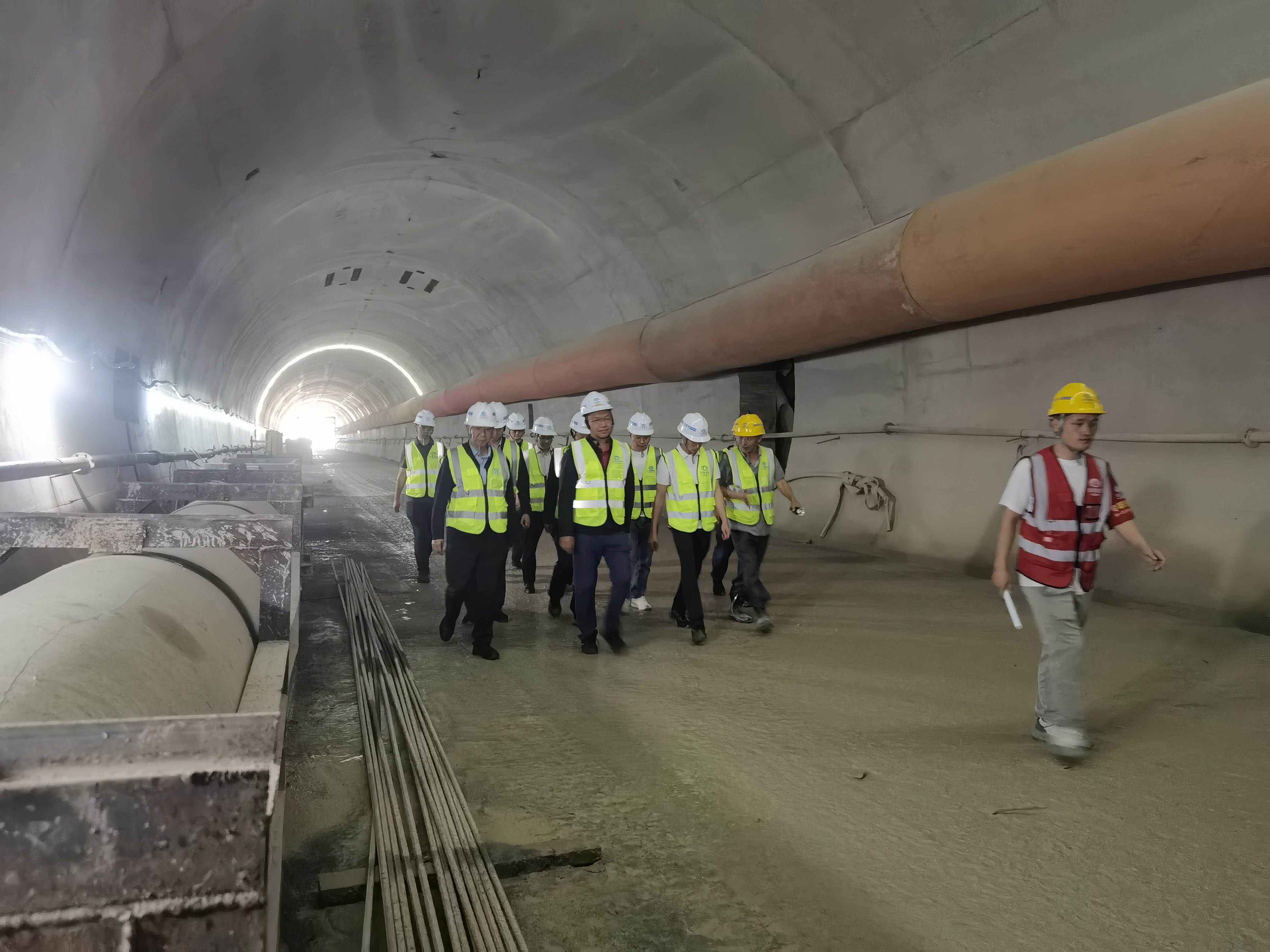 楊國文調研集團重點項目