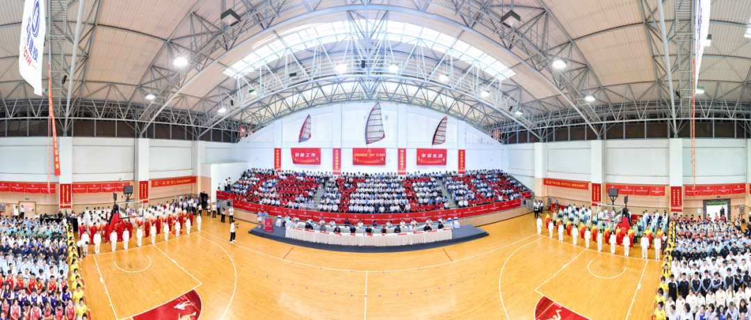 榮耀賽場(chǎng) 熱血激戰(zhàn) 第五屆“建投杯”籃球賽開(kāi)幕