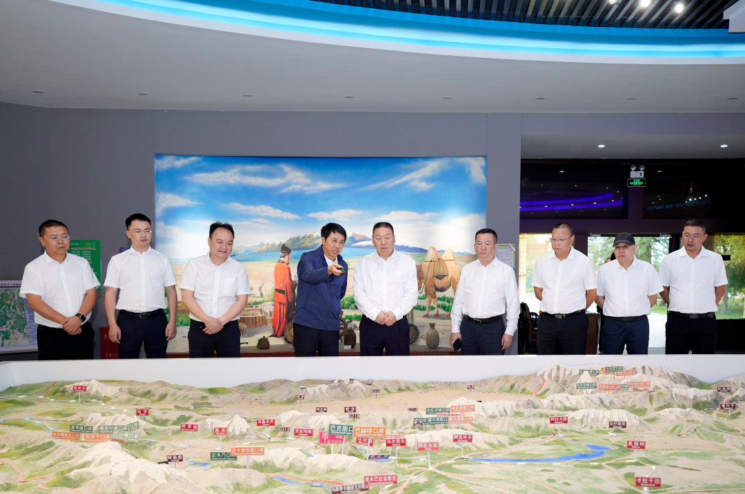 集團與新疆塔城地區交流座談