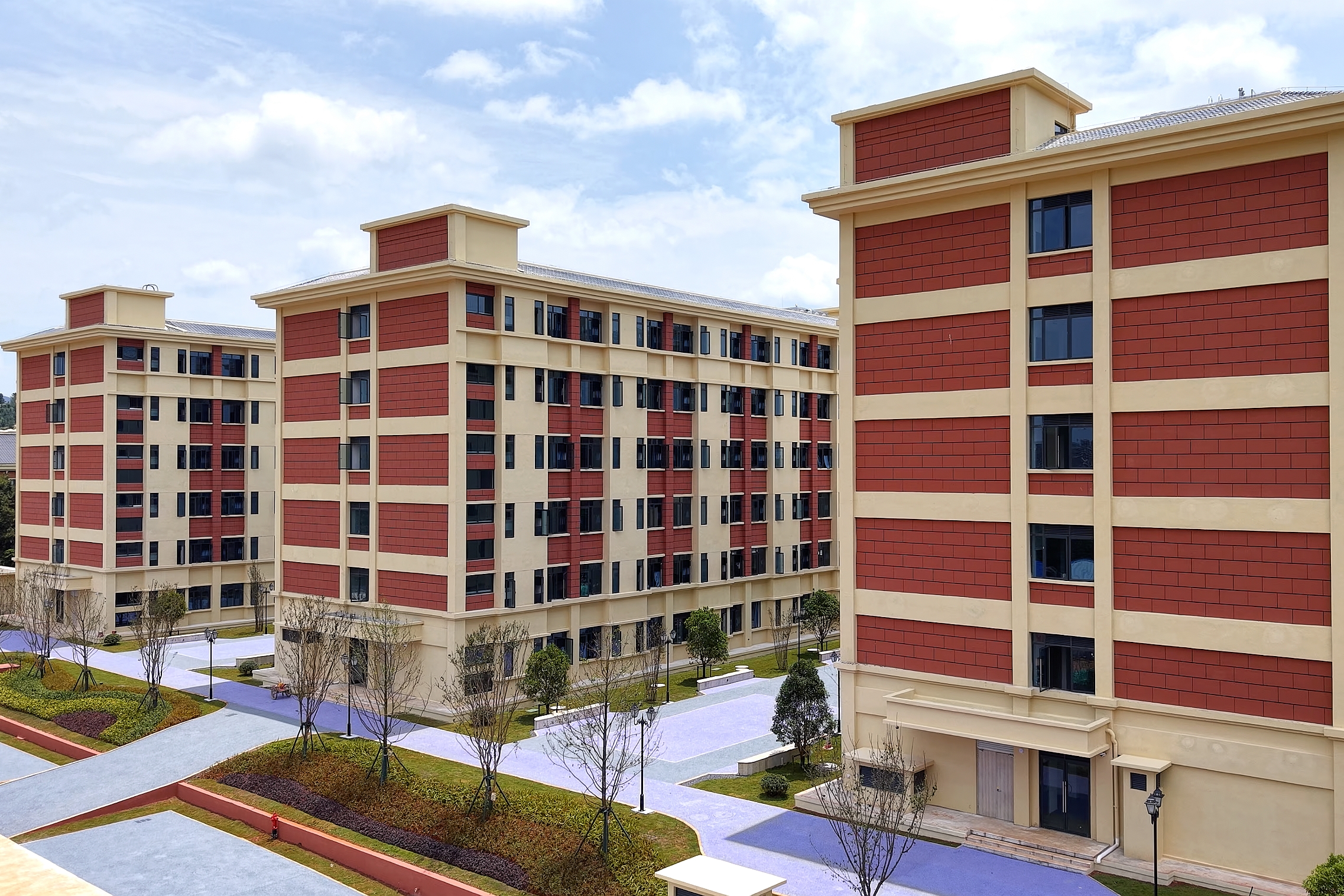 云南大學梓苑學生宿舍項目提前10天交付