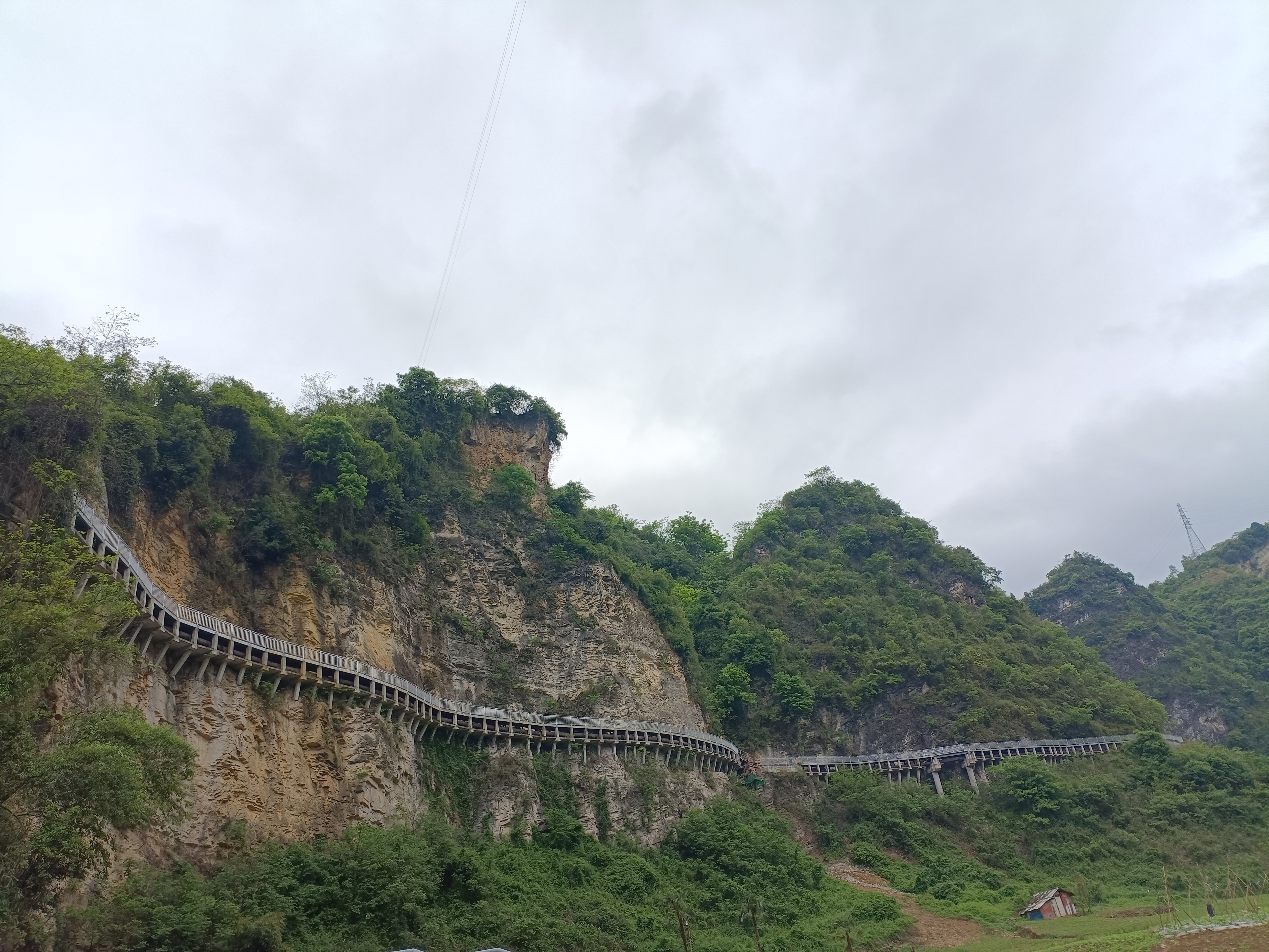 赤水河流域鹽津湖環(huán)境整治與生態(tài)修復(fù)工程竣工驗(yàn)收