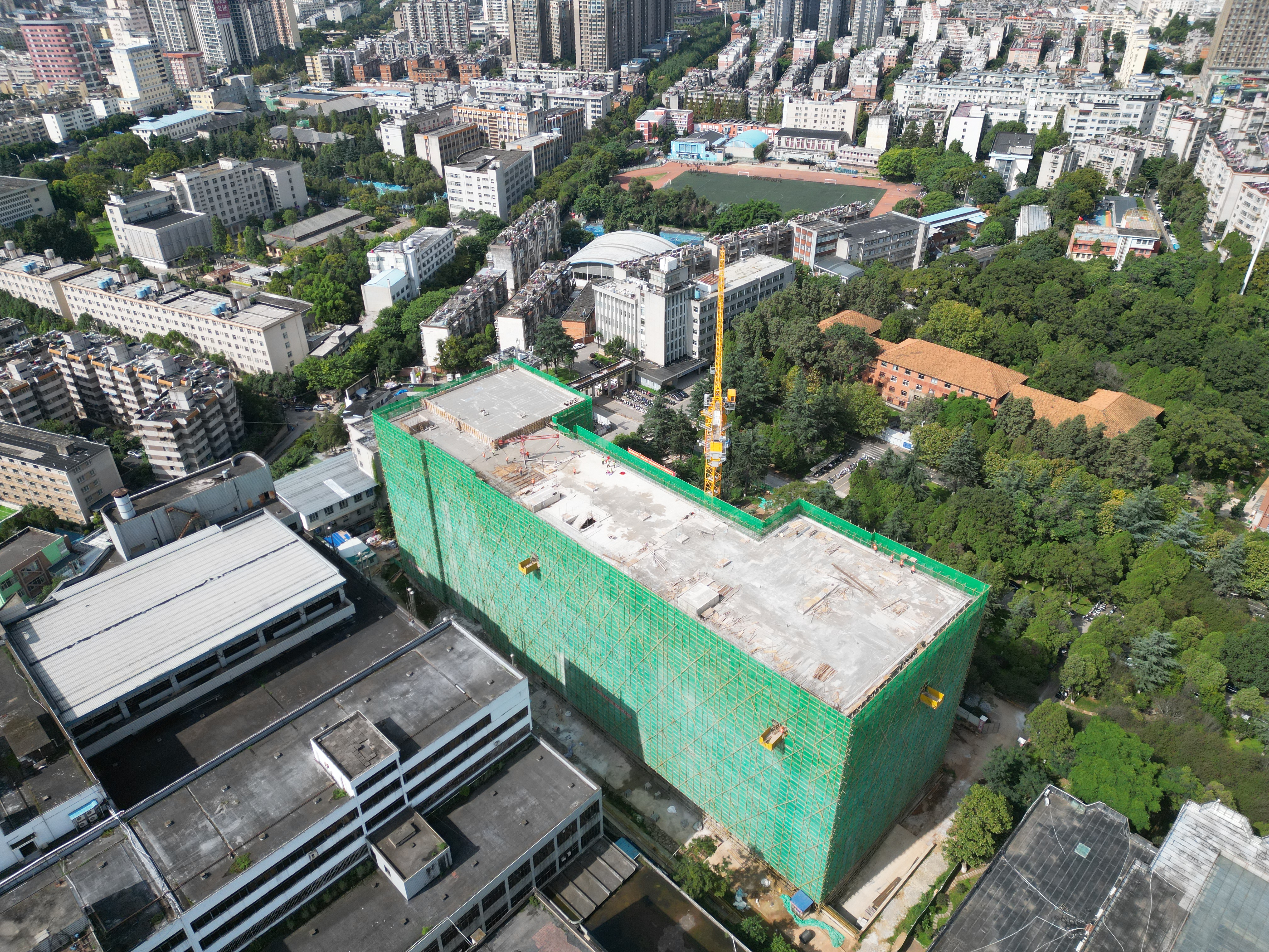 昆明理工大學有色金屬冶金先進技術研究院項目封頂