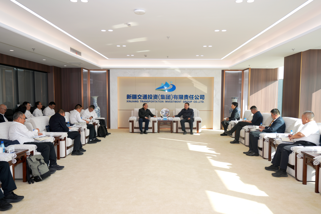 集團與新疆交投集團交流座談