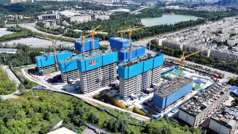 呈貢龍街安置房建設(shè)項(xiàng)目主體結(jié)構(gòu)全面封頂